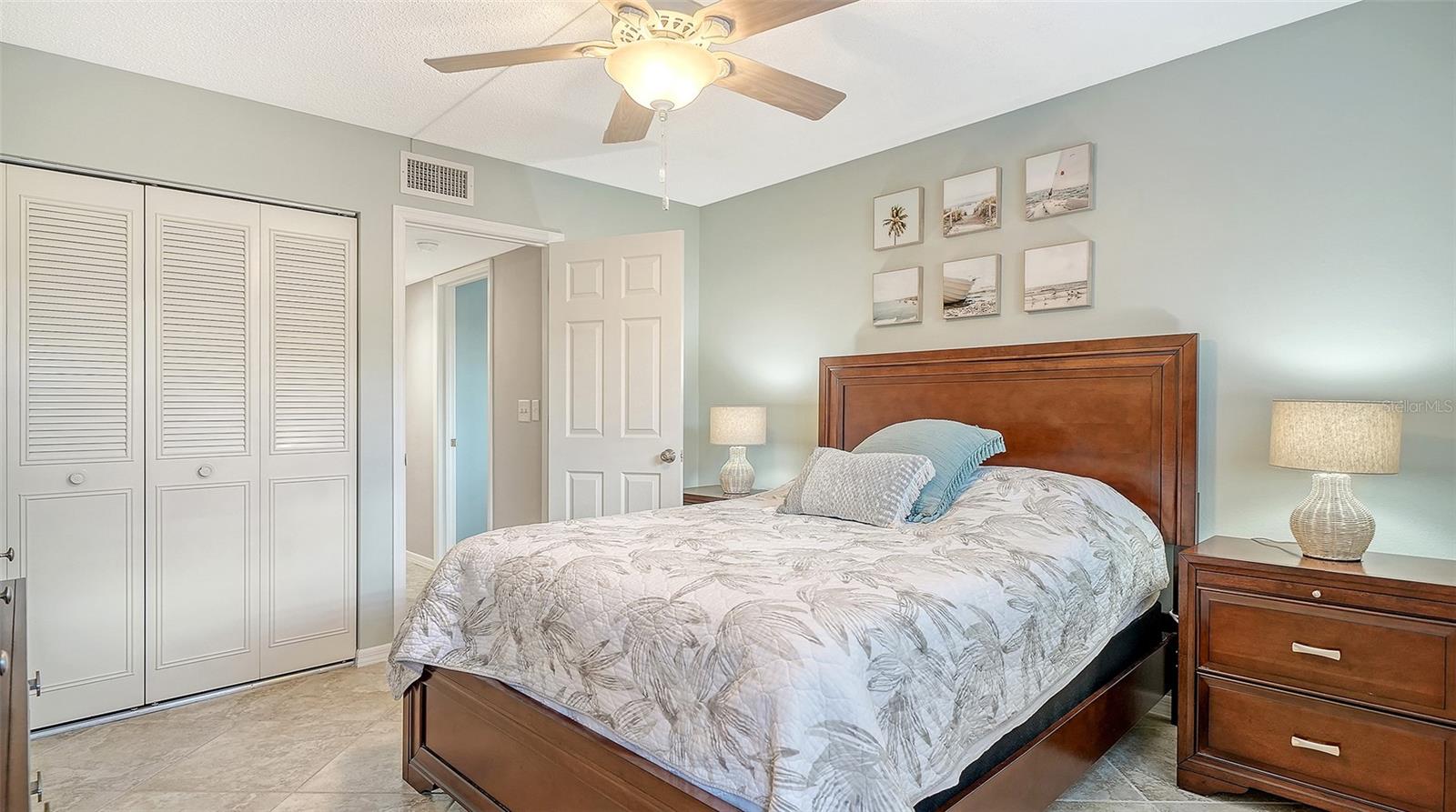 BAYWOOD COLONY SOUTHWOOD APARTMENTS - Residential