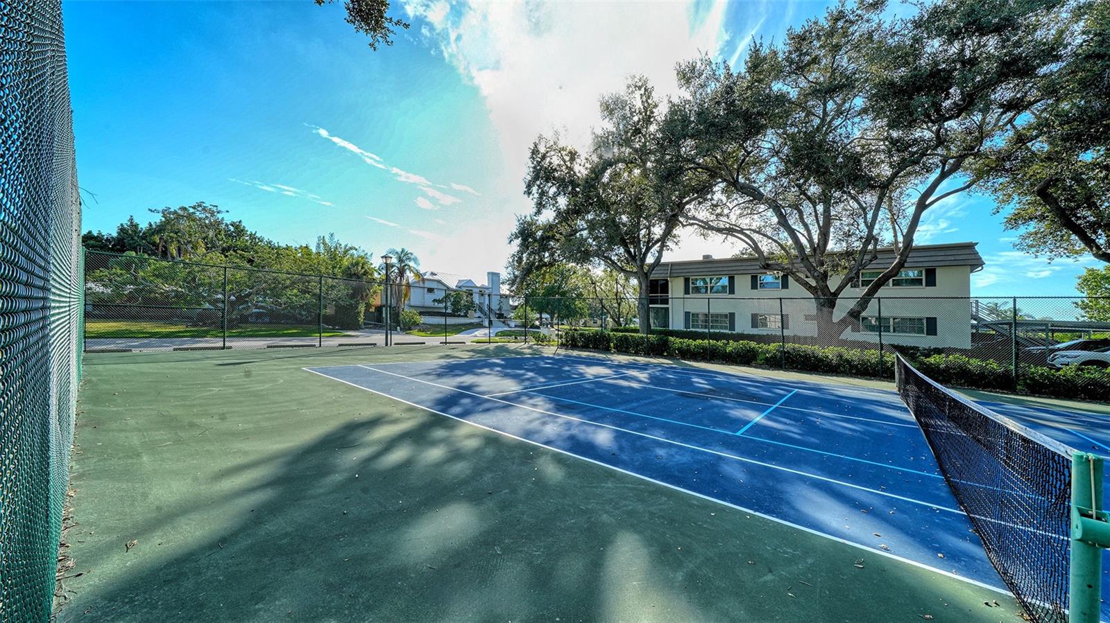 BAYWOOD COLONY SOUTHWOOD APARTMENTS - Residential