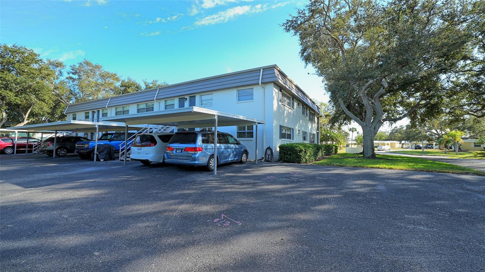 BAYWOOD COLONY SOUTHWOOD APARTMENTS - Residential