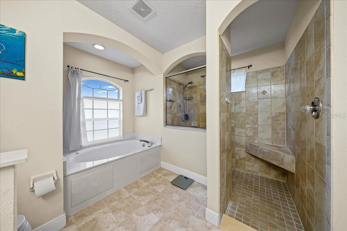 KINGSLAND COUNTRY ESTATE - Residential