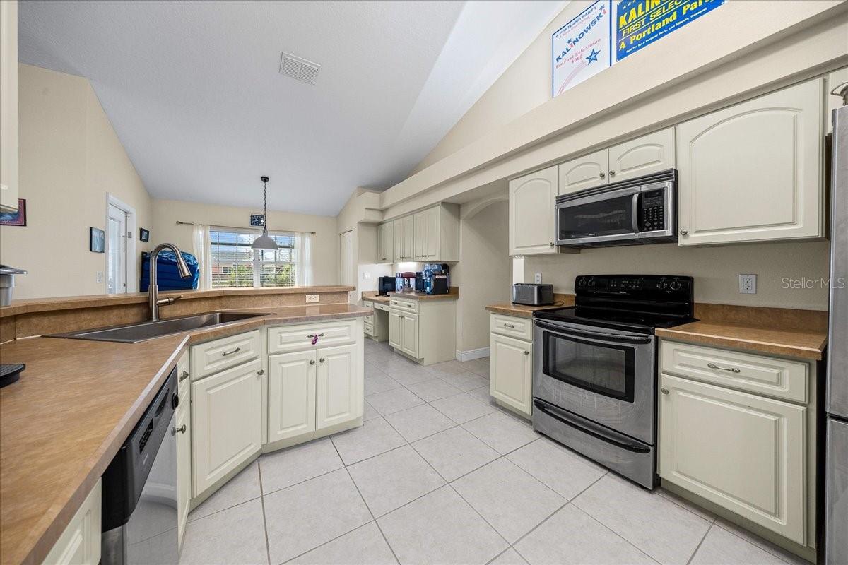 KINGSLAND COUNTRY ESTATE - Residential