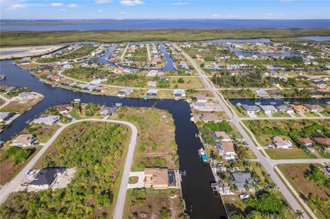 A home in PORT CHARLOTTE