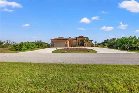 A home in PORT CHARLOTTE