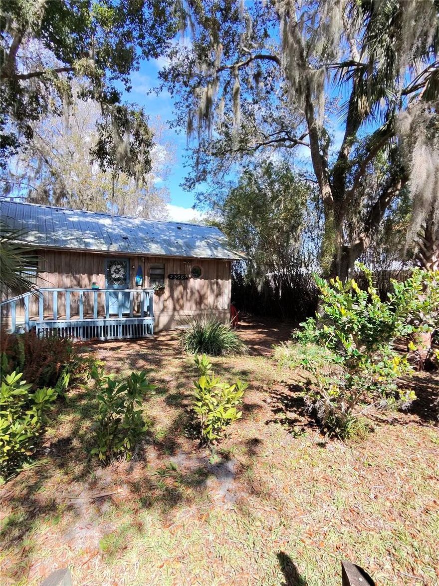 Kerr Key is an awesome small community located in the heart of the Ocala National Forest. Dont miss this cute 1 bedroom, 1 bathroom home located on canal waterfront lots. Located in the heart of the Ocala National Forest w/ beautiful Salt Springs swim area, boat launch and short ride to Lake George and the St. Johns River. Salt Springs is also home to miles and miles of ATV/SxS, Horseback and hiking trails. Great fishing year round in the many lakes, rivers and forest ponds, and don't forget about the excellent hunting too. Close to local shopping including grocery store, Dollar General, hardware, gas station, great restaurants, entertainment and more. Only short 30 minute drive to Ocala or Palatka for all your needs.
Lake Kerr is approx. 2800 acre spring fed lake and 2nd largest lake in Marion County. Located in the Heart of the Ocala National Forests. Lake Kerr also has access to Little Lake Kerr(Lake Werner). Some of the best fishing in Central Florida with largemouth bass, bream, catfish, specks and more to challenge you daily. Unique shape of lake lends great opportunities for every kind of watersports including wakeboarding, waterskiing, canoeing, kayaking, tubing or just going for relaxing boat cruise. There is only one public boat ramp(Morehead Park) with beautiful Kaufman Island located in the middle of lake. If you're interested in specific real estate options, amenities, or activities around the lake, feel free to ask a Lake Real Estate Specialist!