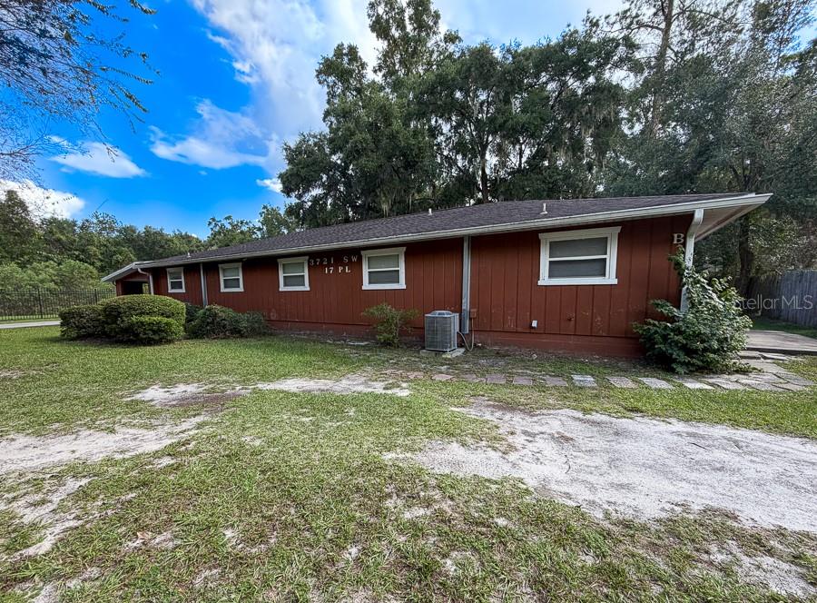 SHADY FOREST - Residential Lease