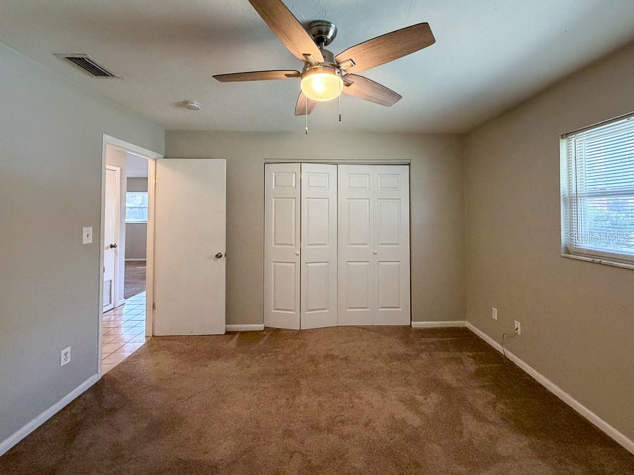 SHADY FOREST - Residential Lease