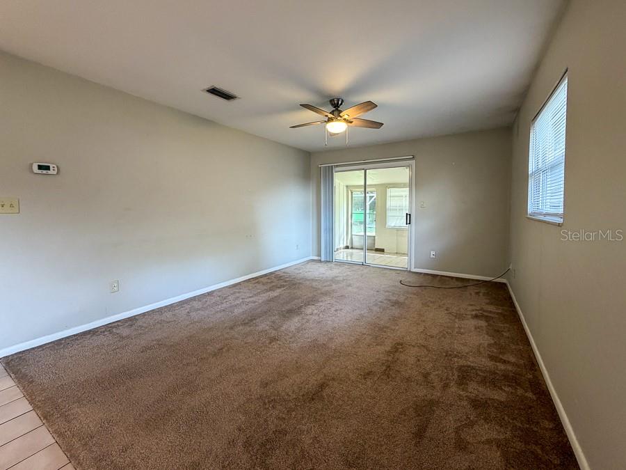 SHADY FOREST - Residential Lease