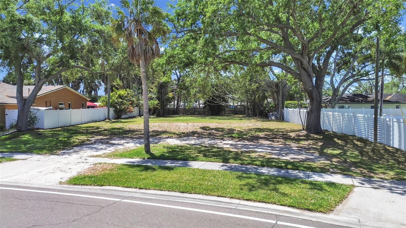5438 BAYOU GRANDE BOULEVARD NE
