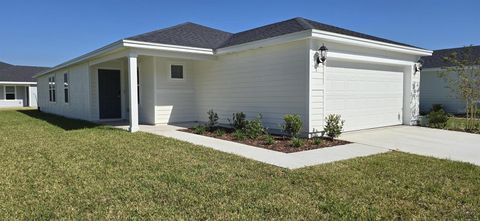 Photo of 18 Dilly Circle, Palm Coast, FL 32164 (MLS # O6343725)