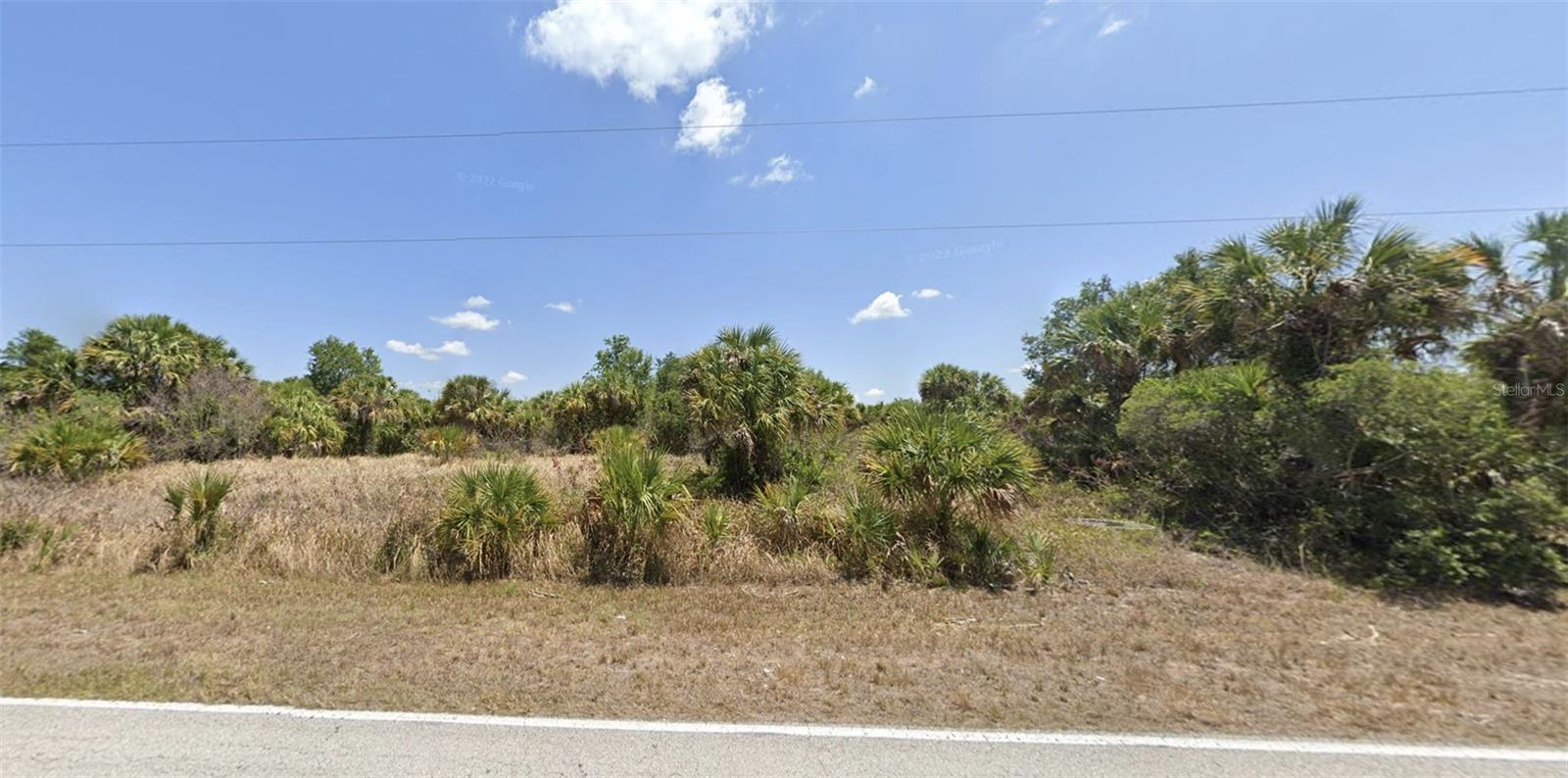 Fantastic opportunity to own an 80x125 vacant lot in the rapidly growing area of Port Charlotte! Whether you're ready to build now or looking to invest for the future, this property offers flexibility.
This residential lot is ideal for constructing a custom single-family home. Surrounded by a mix of new development and natural Florida beauty, you’ll enjoy the peace of a quiet neighborhood with convenient access to shopping, restaurants, schools, golf, and beaches. Power is nearby, and the lot is easily accessible via paved roads. Secure your piece of paradise in Port Charlotte—buy and build, or hold as a long-term investment!
