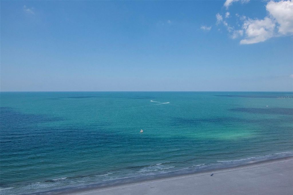 Photo of 1560 Gulf Boulevard #4, Clearwater Beach, FL 33767 (MLS # TB8502984)