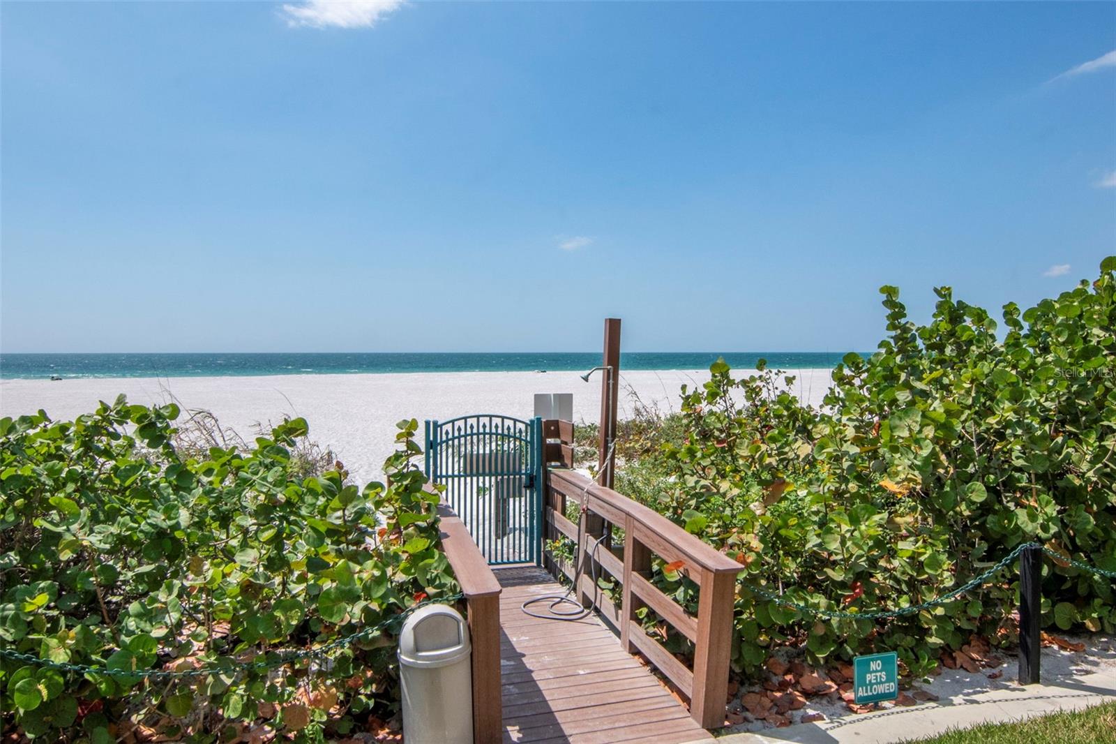 ULTIMAR THREE CONDO - Residential