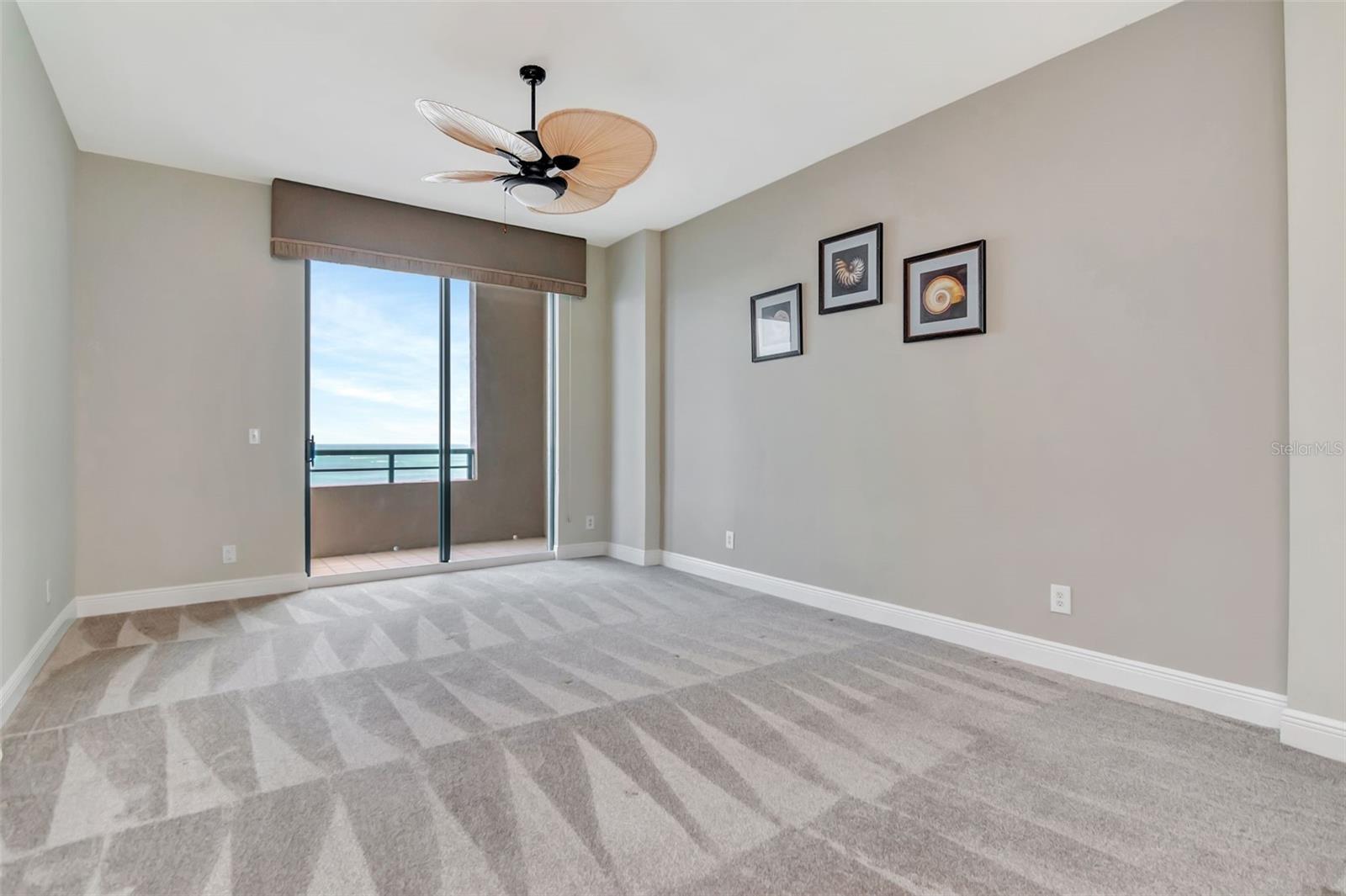 ULTIMAR THREE CONDO - Residential