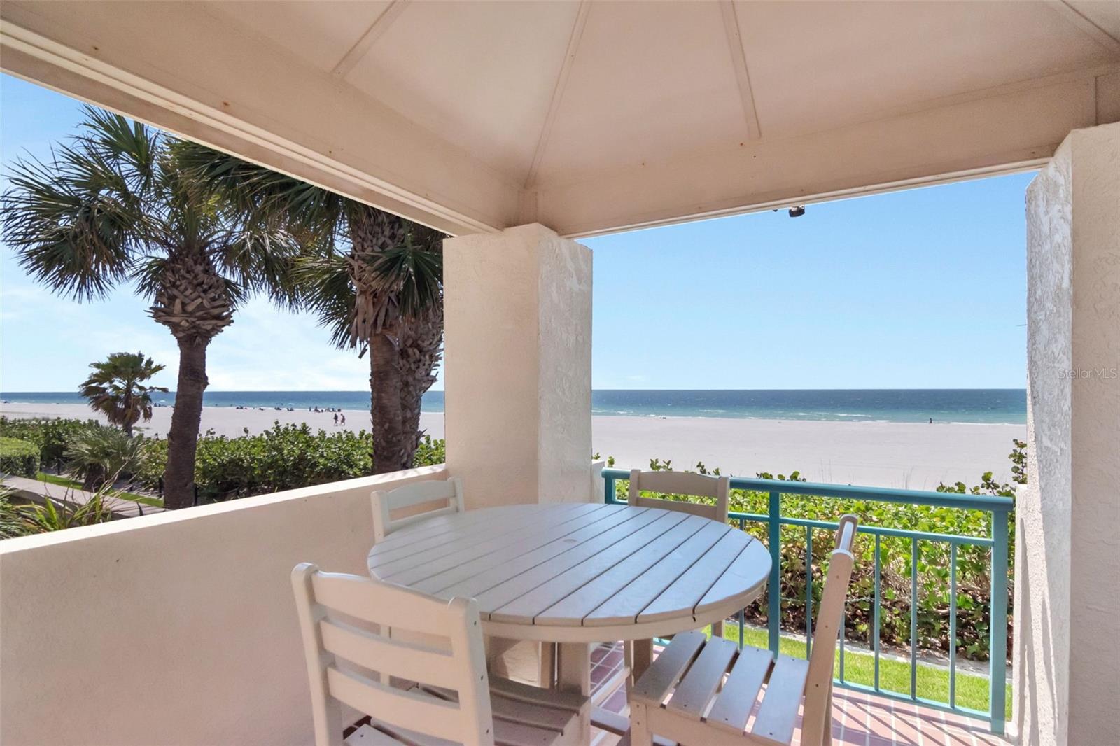ULTIMAR THREE CONDO - Residential