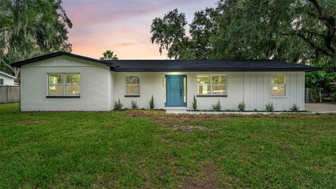 Photo of 3800 Levins Road, Mulberry, FL 33860 (MLS # L4955746) Photo of 3800 Levins Road, Mulberry, FL 33860 (MLS # L4955746)