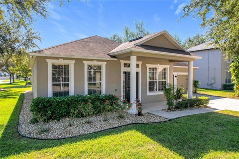 A home in APOPKA