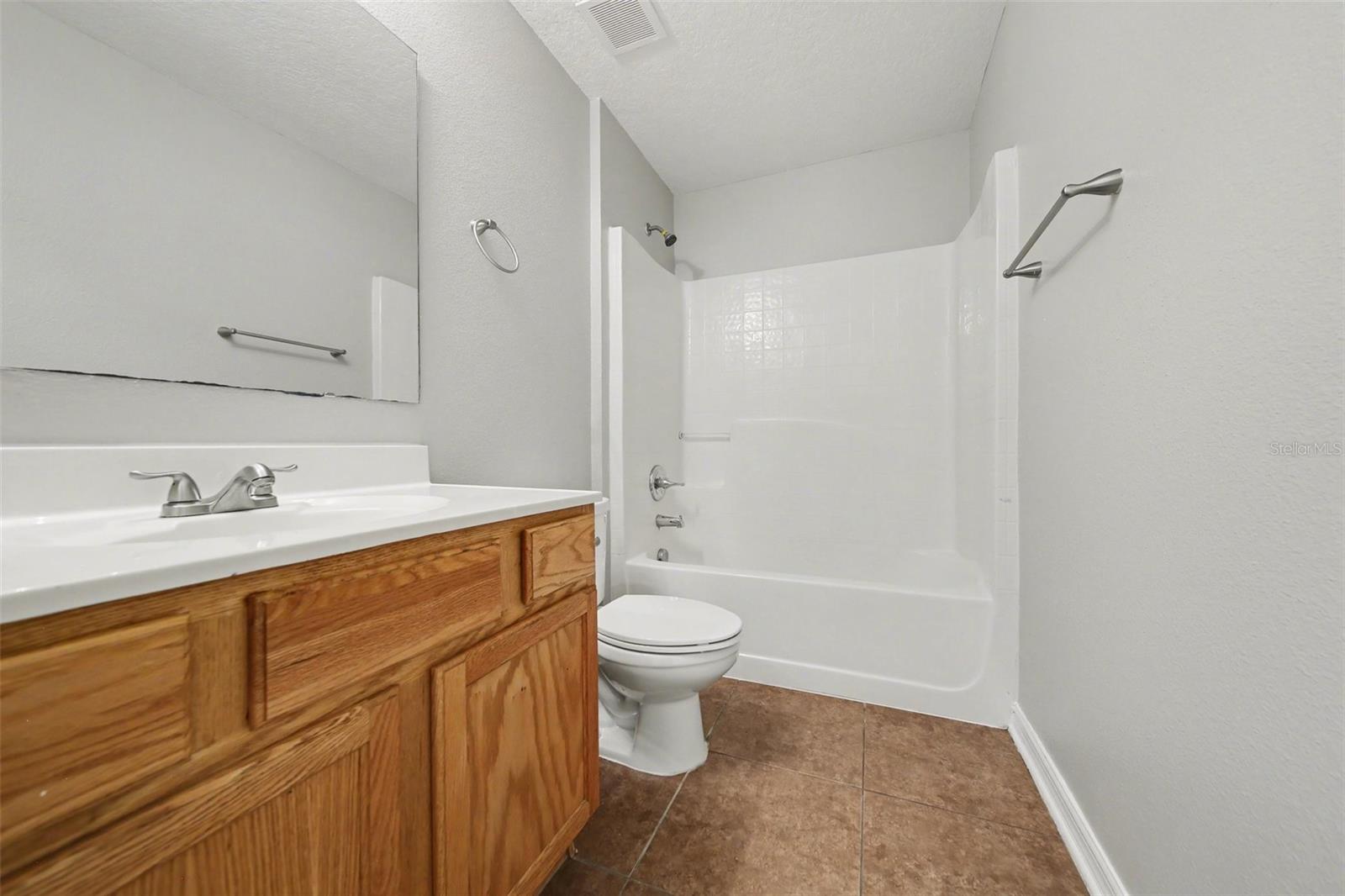 ORVERLOOK/LK GRIFFIN - Residential