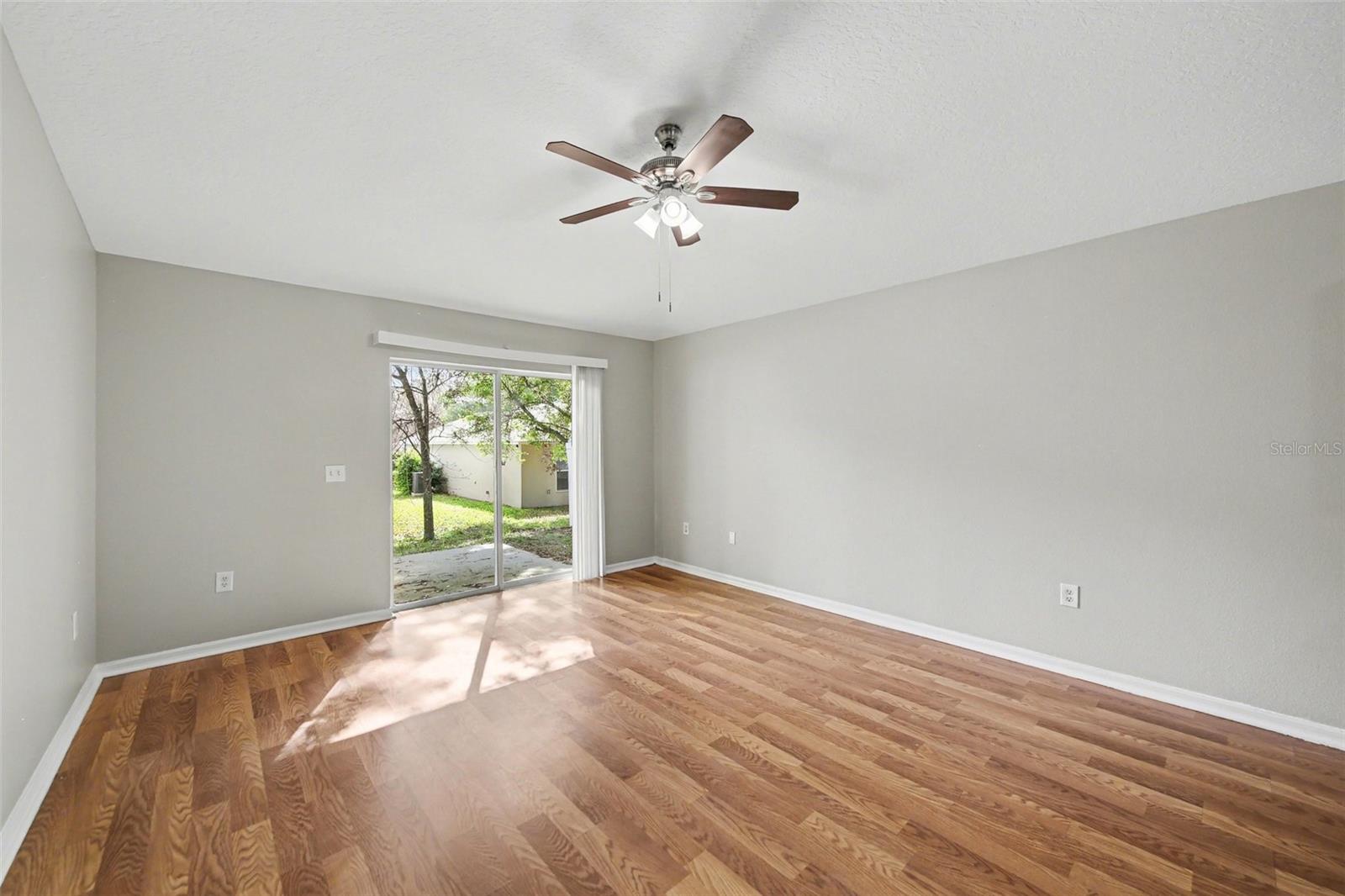 ORVERLOOK/LK GRIFFIN - Residential