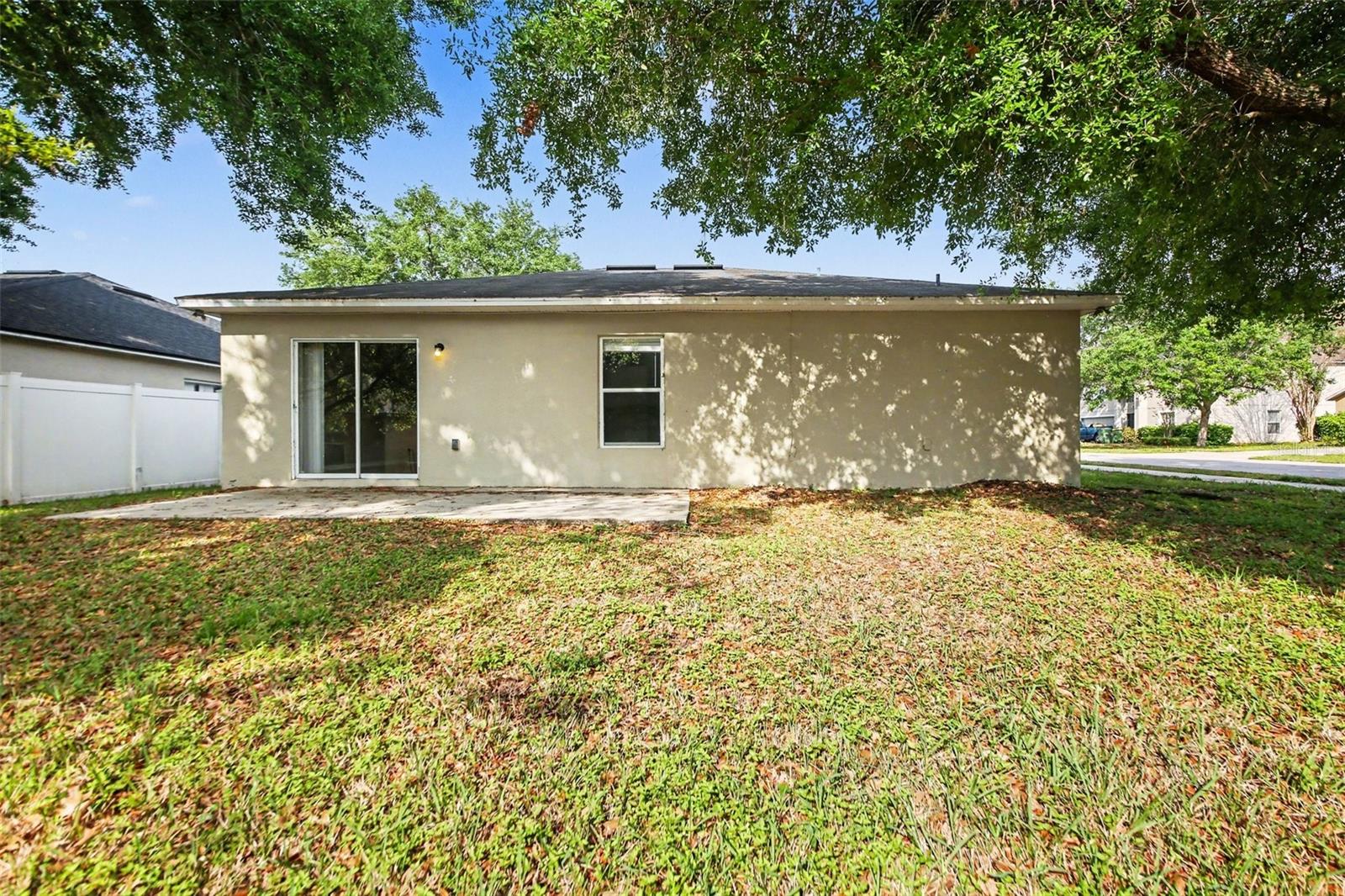 ORVERLOOK/LK GRIFFIN - Residential