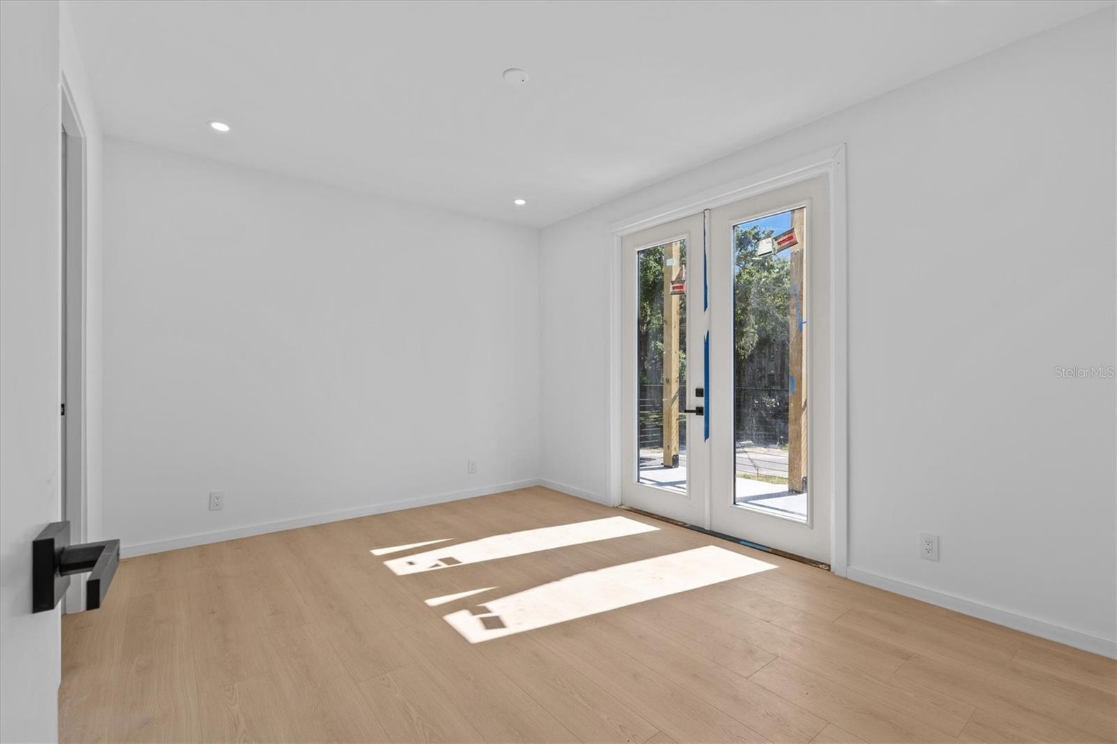 SUNSET POINT 2ND ADD - Residential