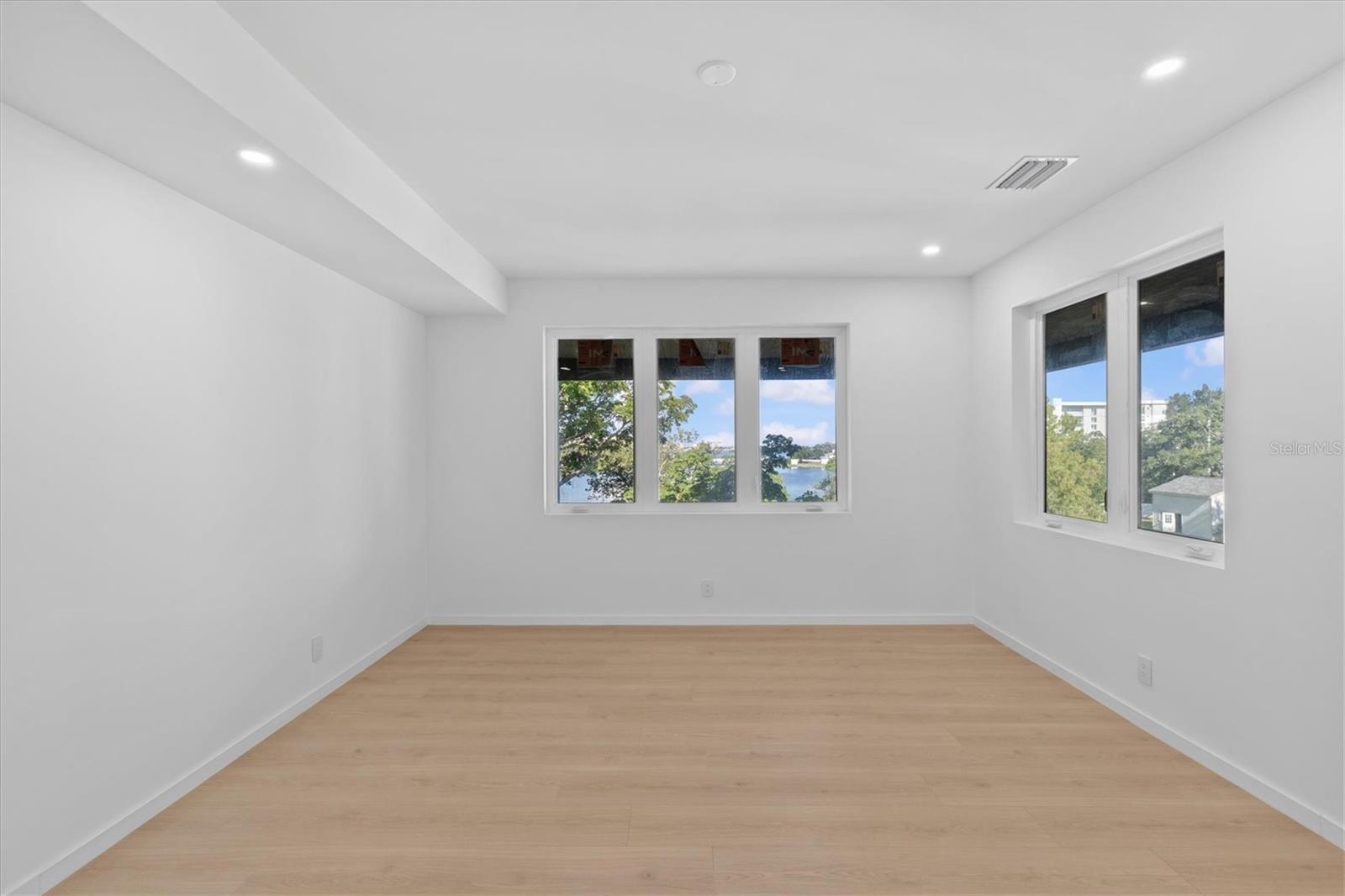 SUNSET POINT 2ND ADD - Residential