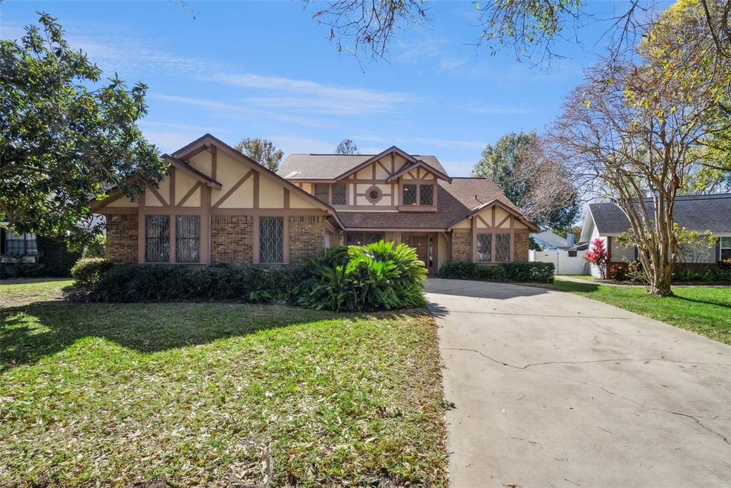 Photo of 3314 Heathgate Court, Orlando, FL 32812 (MLS # O6376095)