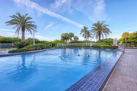 A home in LONGBOAT KEY