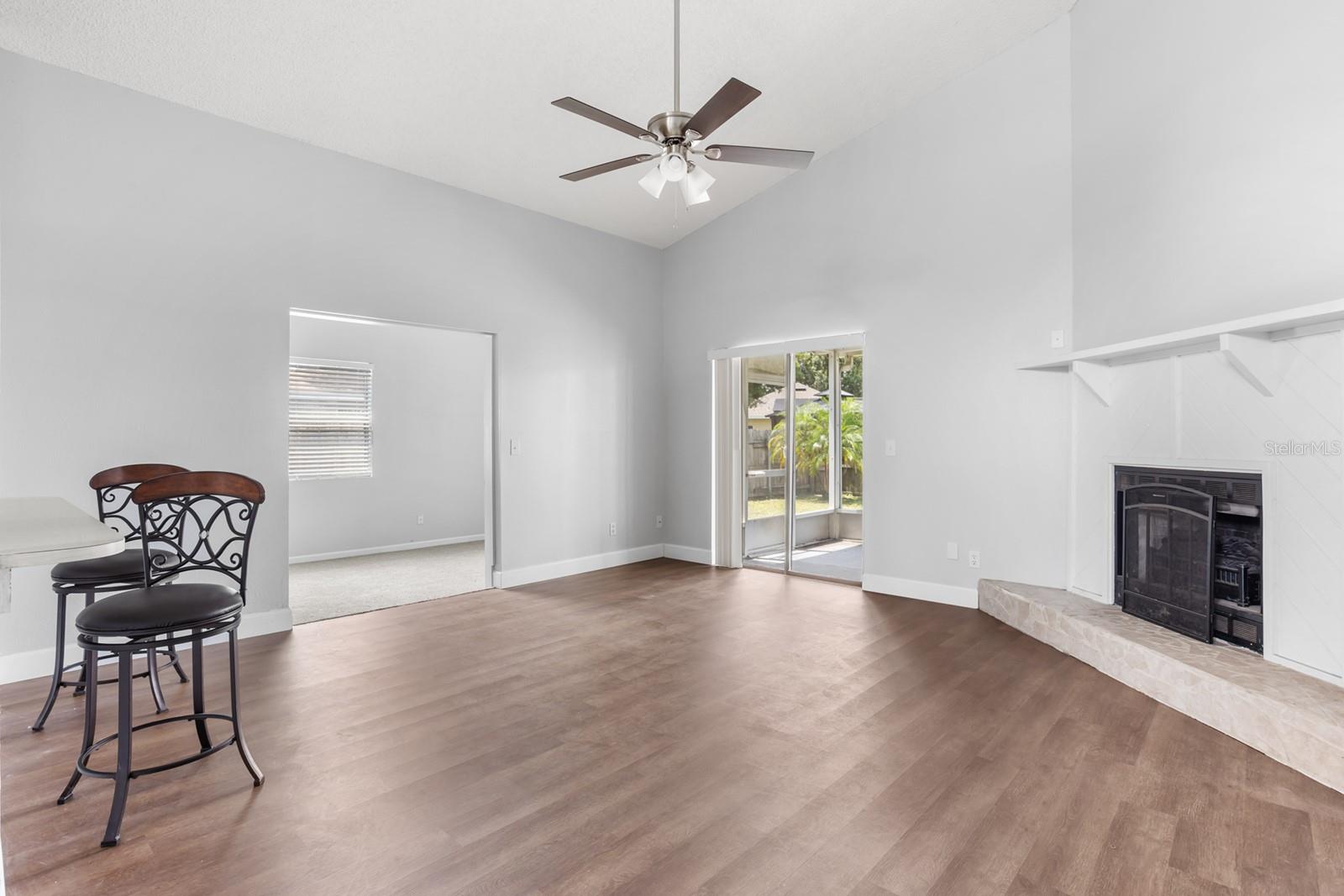 399 LAKE DAISY DRIVE