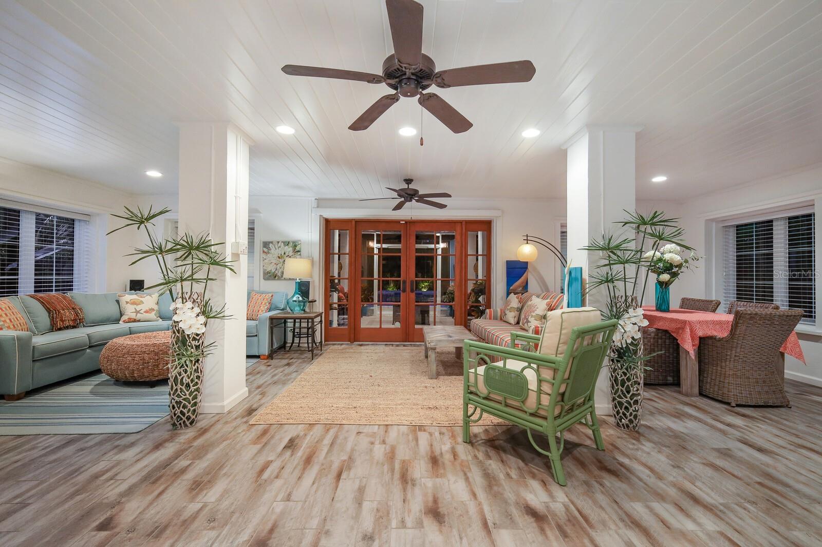 ANNA MARIA BEACH - Residential