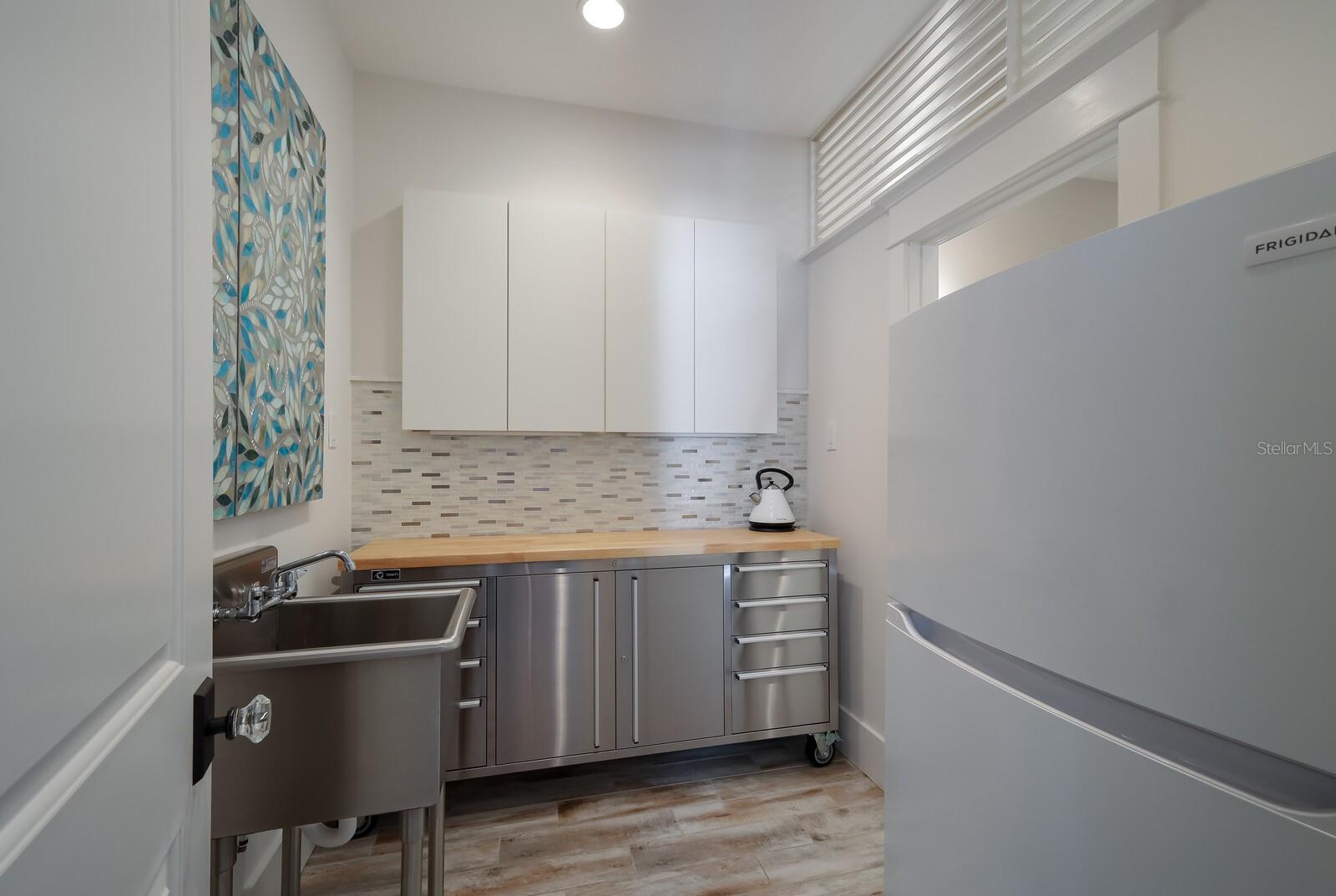 ANNA MARIA BEACH - Residential