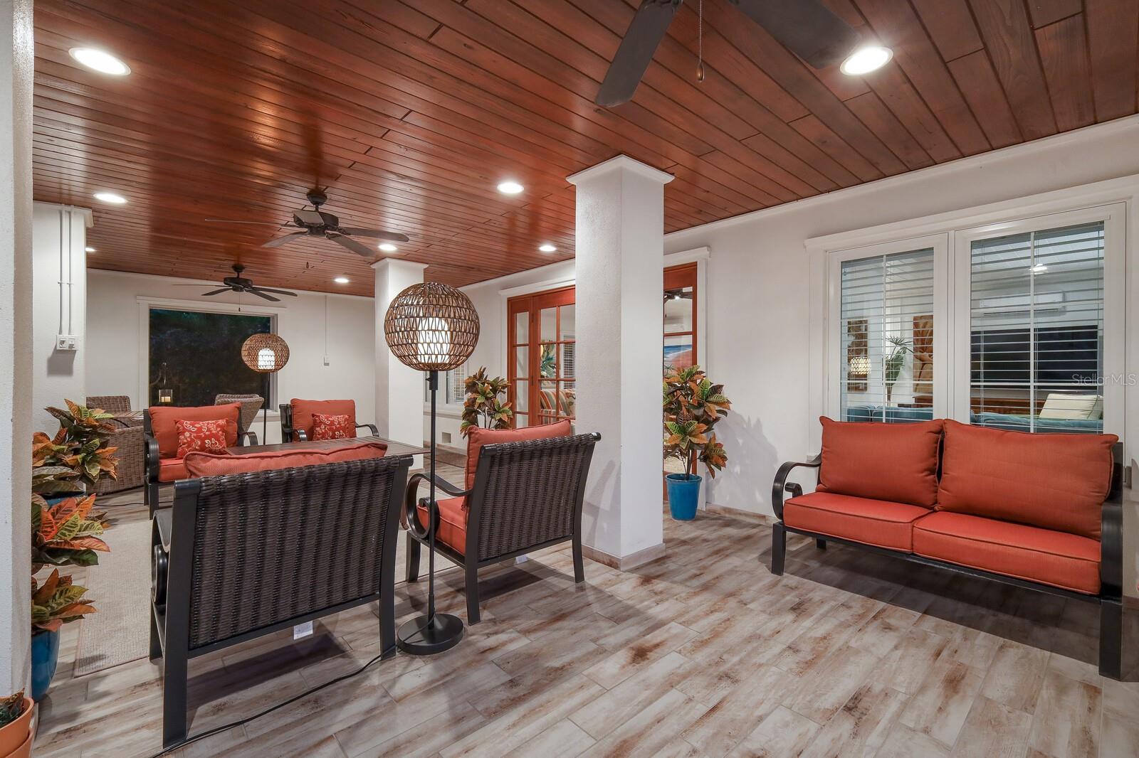 ANNA MARIA BEACH - Residential