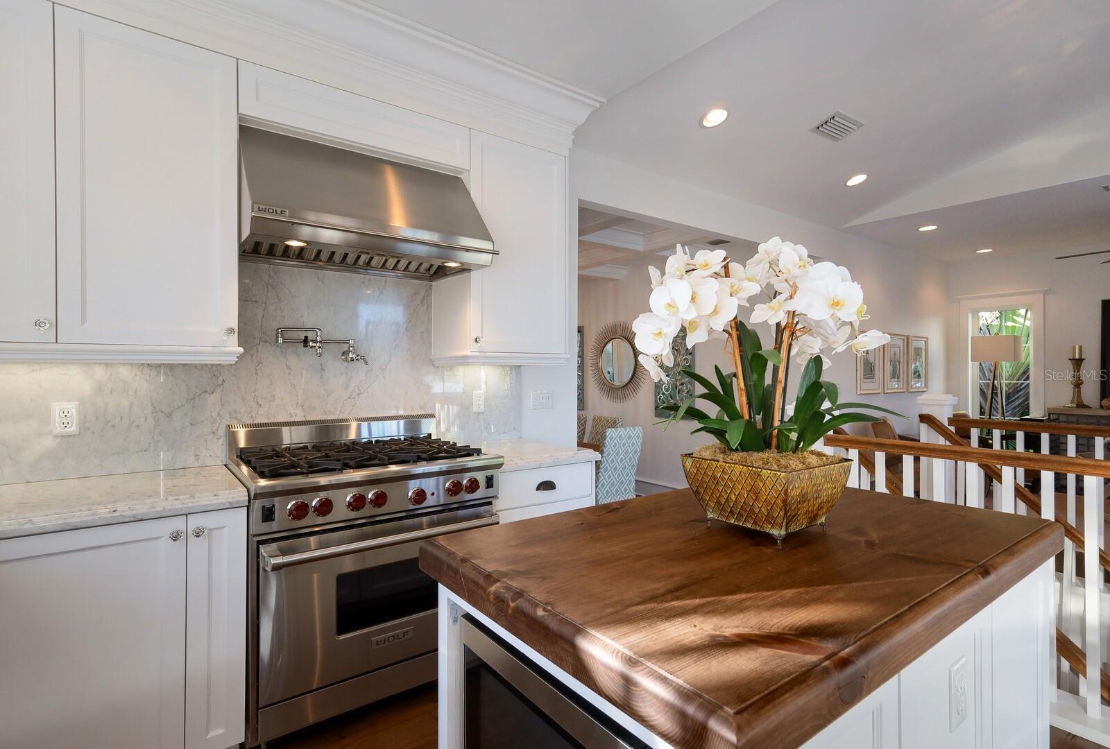 ANNA MARIA BEACH - Residential