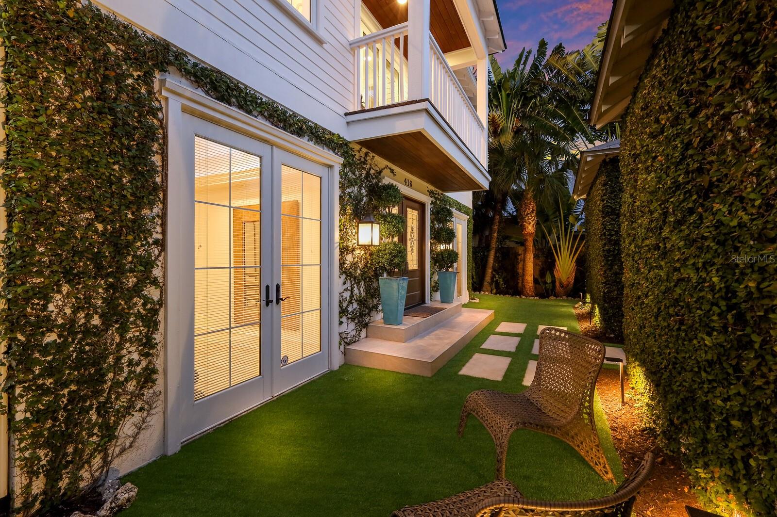 ANNA MARIA BEACH - Residential