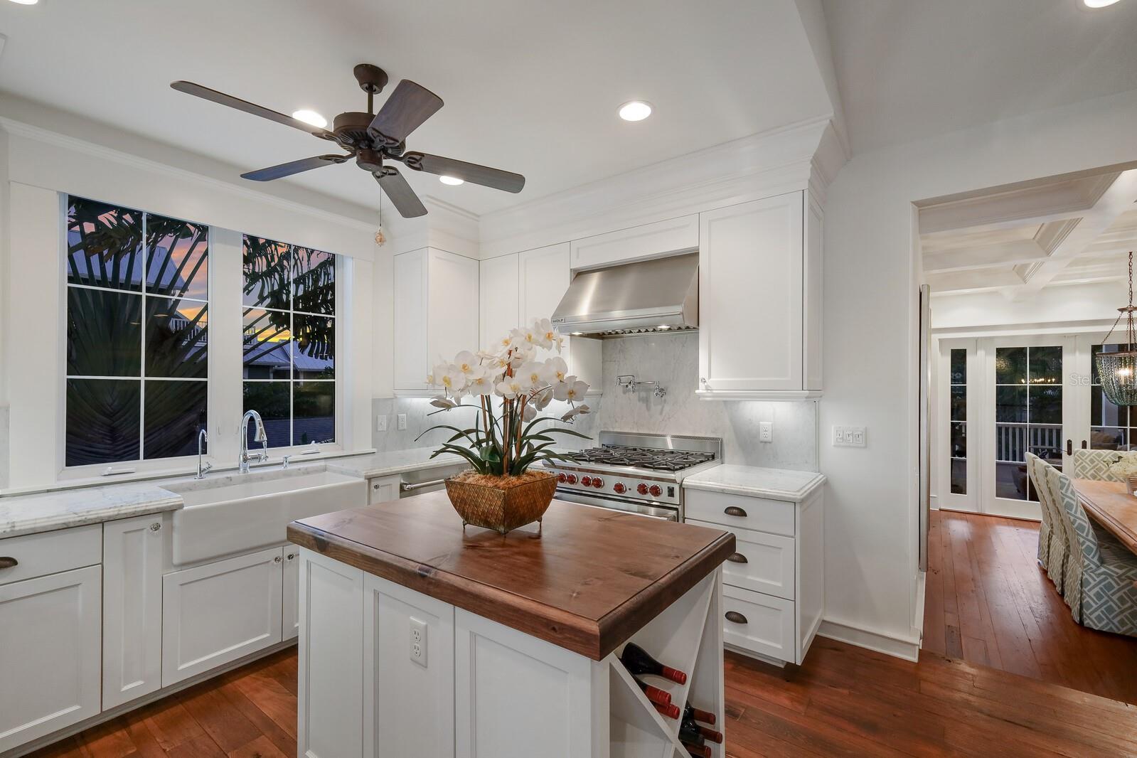 ANNA MARIA BEACH - Residential