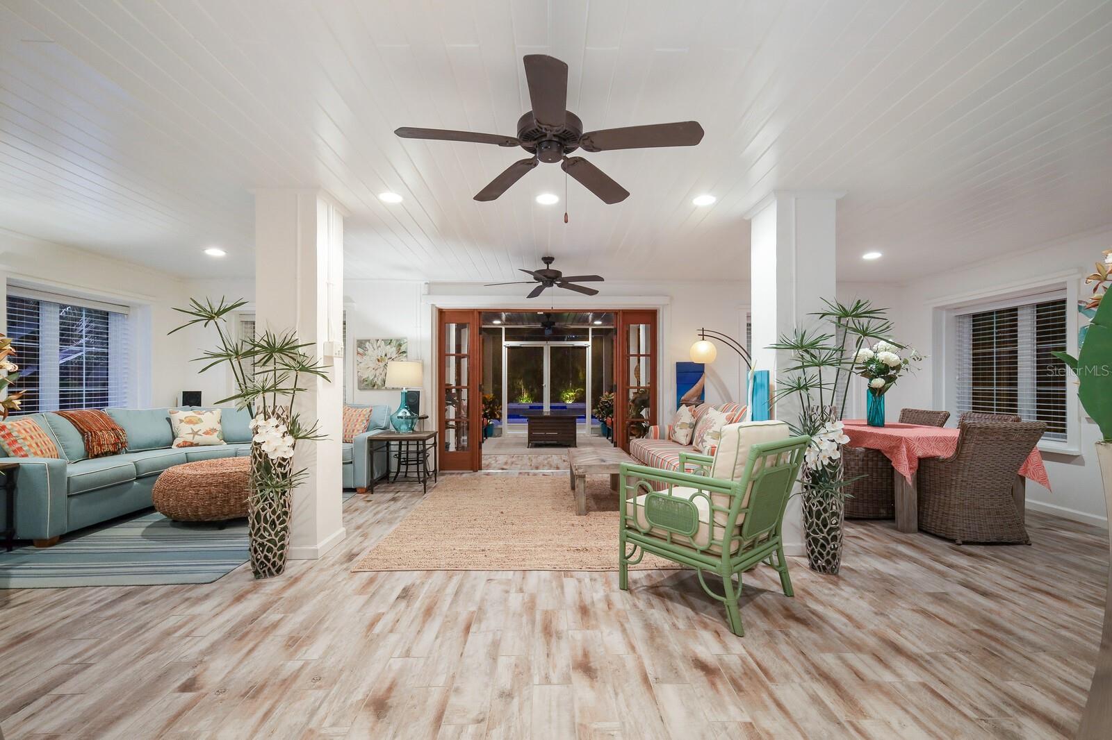 ANNA MARIA BEACH - Residential