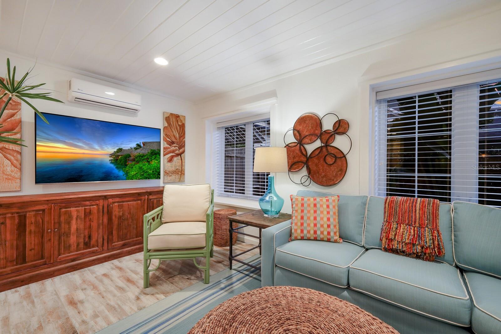 ANNA MARIA BEACH - Residential