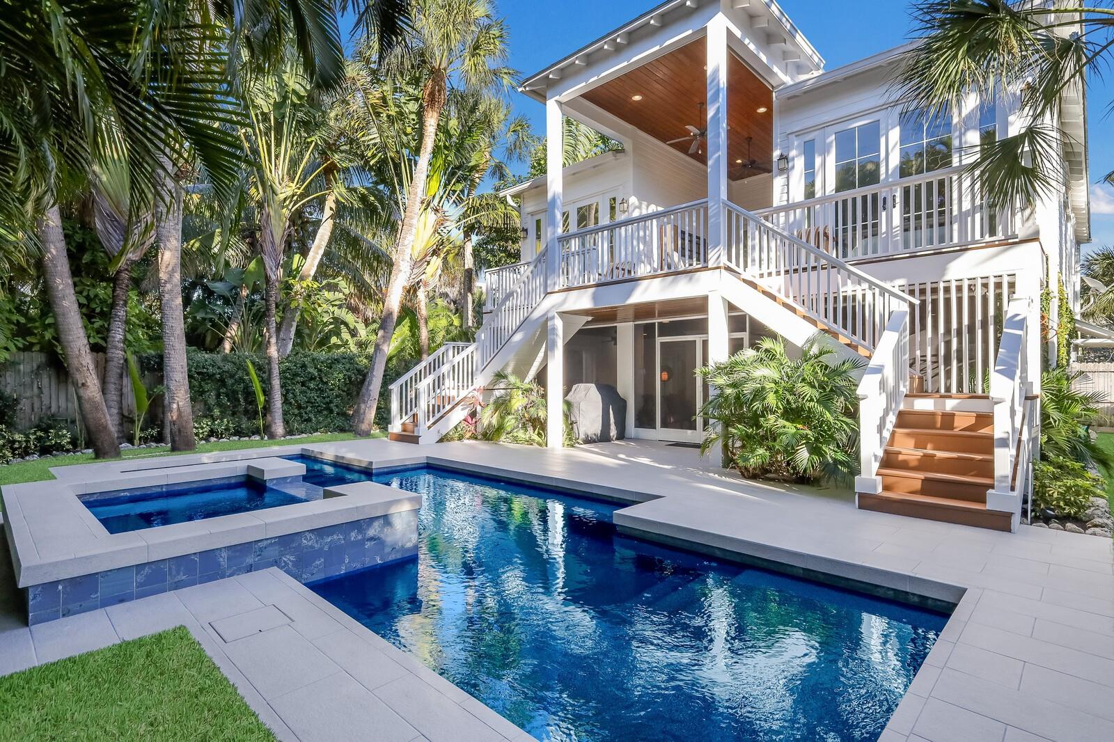 ANNA MARIA BEACH - Residential