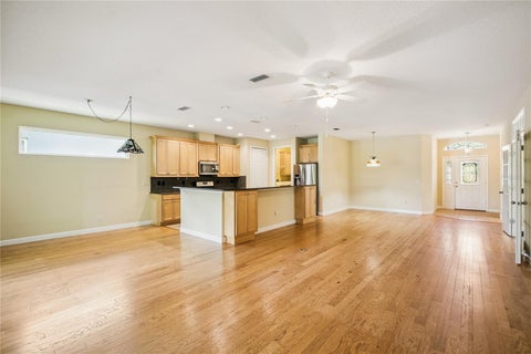 Tiny photo for 8301 Bridgeport Bay Circle, Mount Dora, FL 32757 (MLS # G5108256)