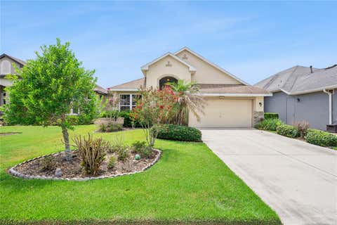 Tiny photo for 8301 Bridgeport Bay Circle, Mount Dora, FL 32757 (MLS # G5108256)