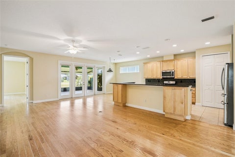 Tiny photo for 8301 Bridgeport Bay Circle, Mount Dora, FL 32757 (MLS # G5108256)