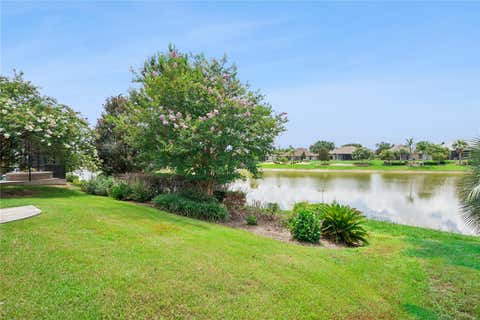 Tiny photo for 8301 Bridgeport Bay Circle, Mount Dora, FL 32757 (MLS # G5108256)