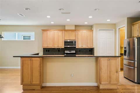 Tiny photo for 8301 Bridgeport Bay Circle, Mount Dora, FL 32757 (MLS # G5108256)