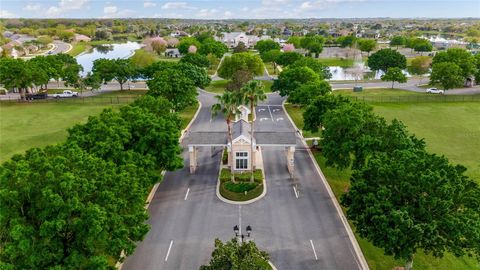 Tiny photo for 8301 Bridgeport Bay Circle, Mount Dora, FL 32757 (MLS # G5108256)