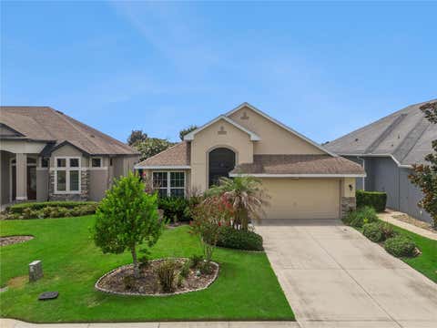 Tiny photo for 8301 Bridgeport Bay Circle, Mount Dora, FL 32757 (MLS # G5108256)