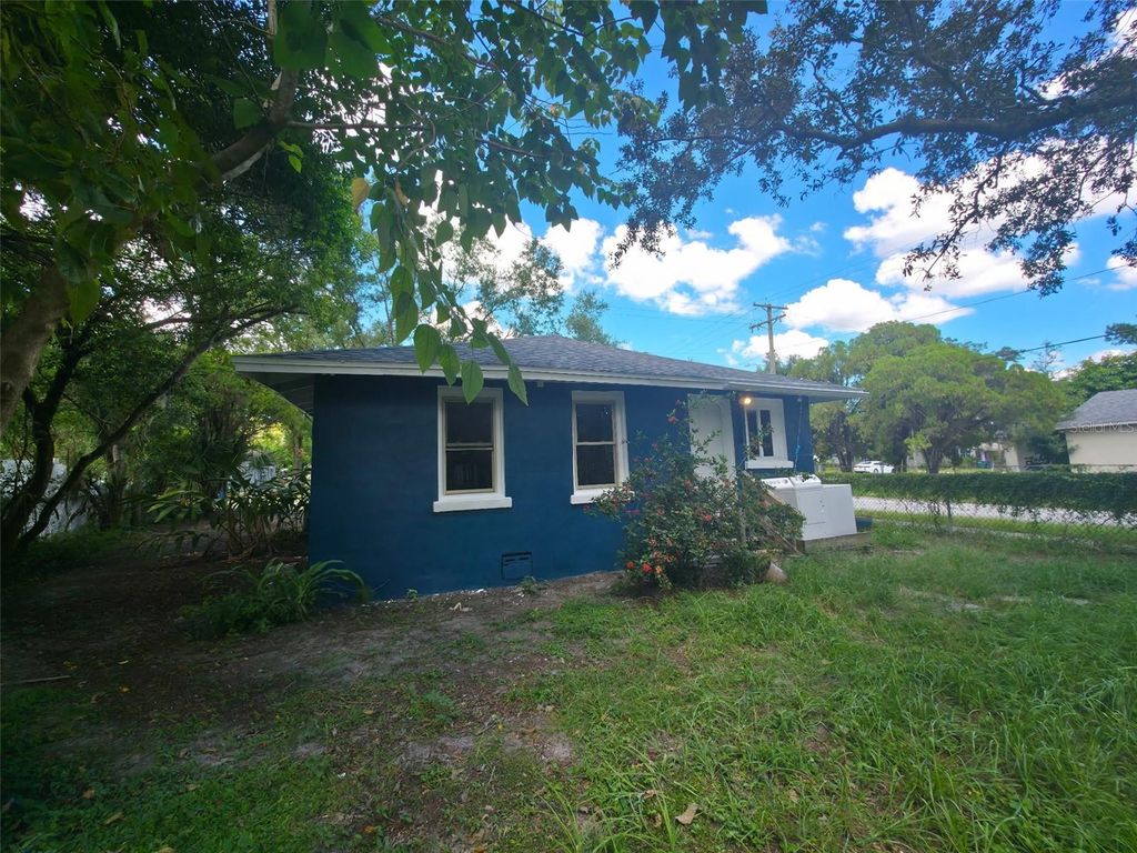 Photo of 3425 E Powhatan Avenue, Tampa, FL 33610 (MLS # TB8432115)