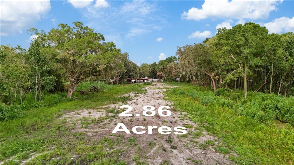 Photo of 2102 Sydney Dover Road, Dover, FL 33527 (MLS # TB8449527)