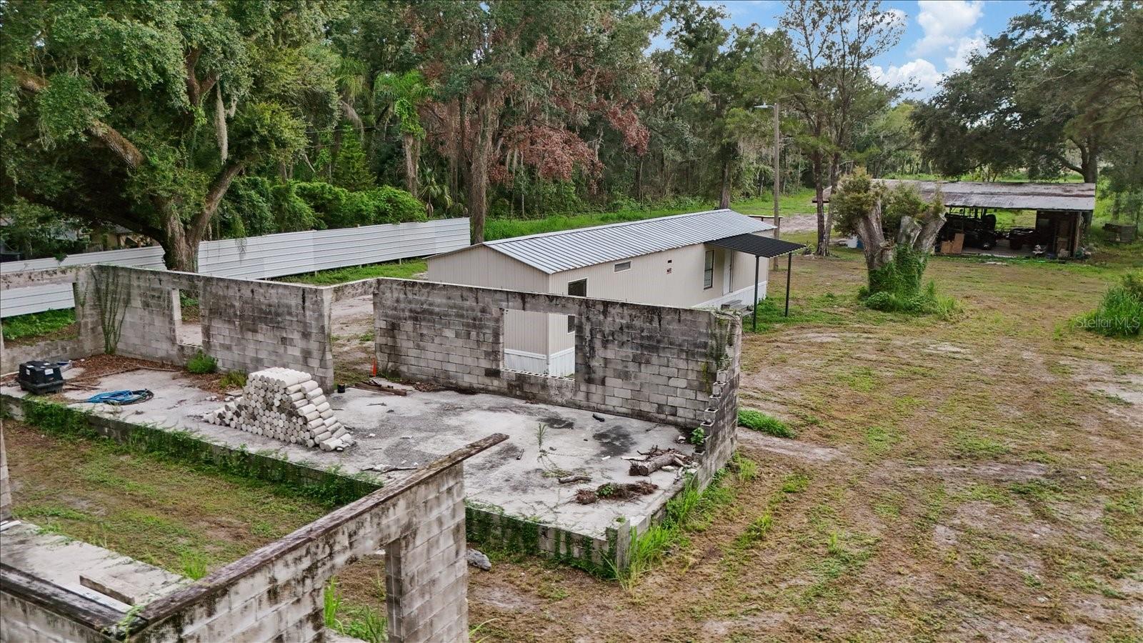 UNPLATTED - Residential