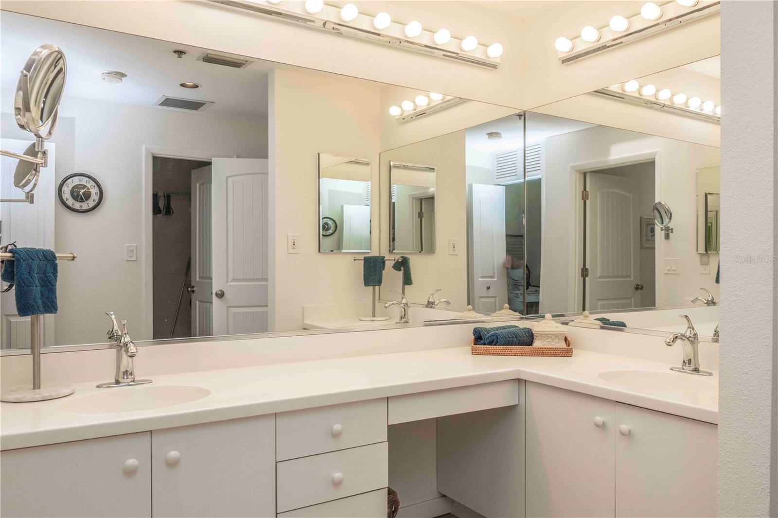 FAIRWAY BAY 1 - Residential Lease