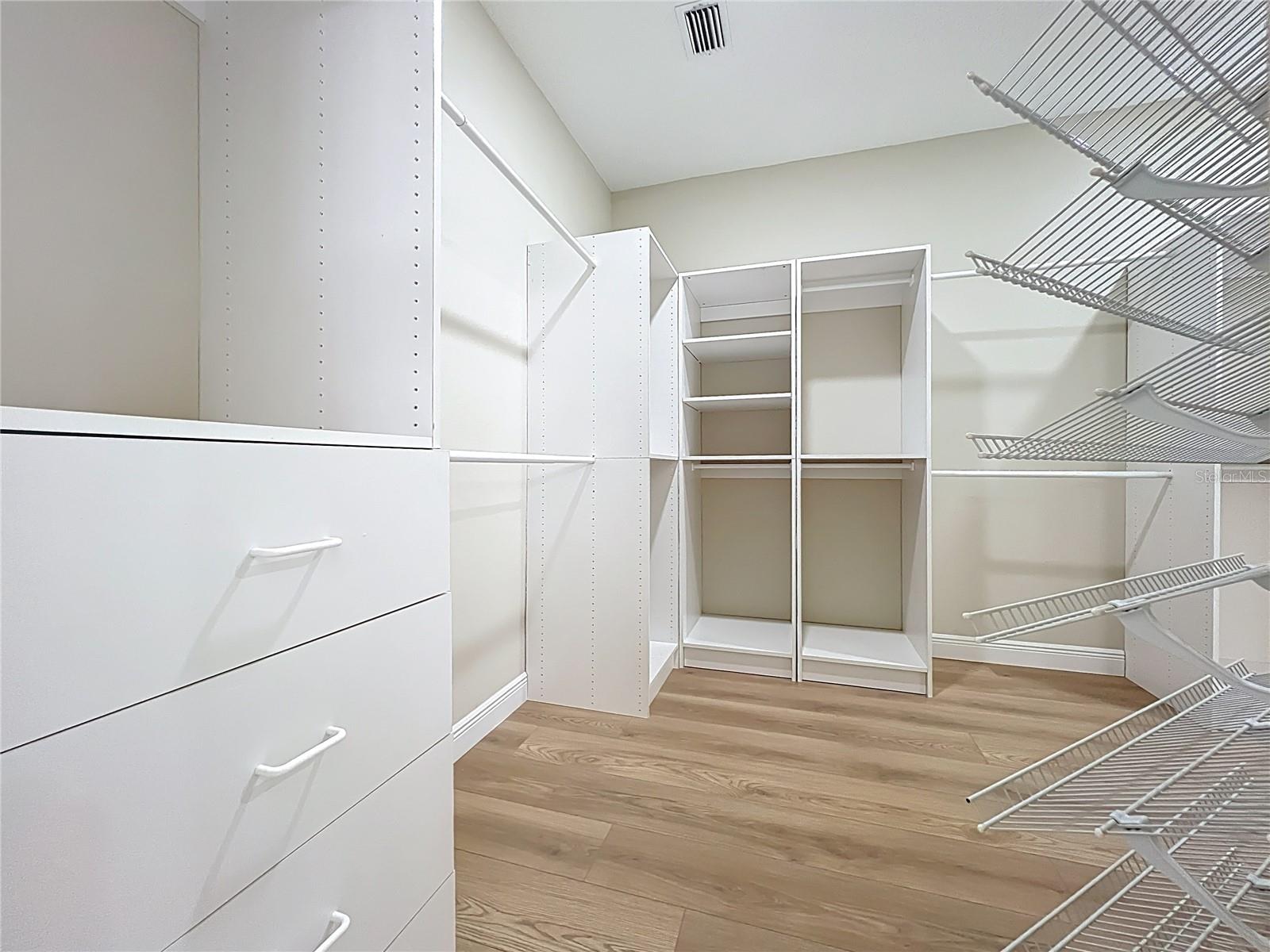 HEATHROW - Residential