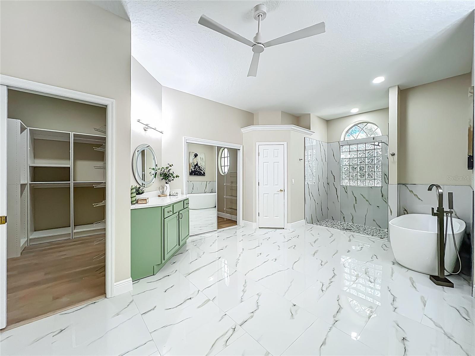 STONEBRIDGE - Residential